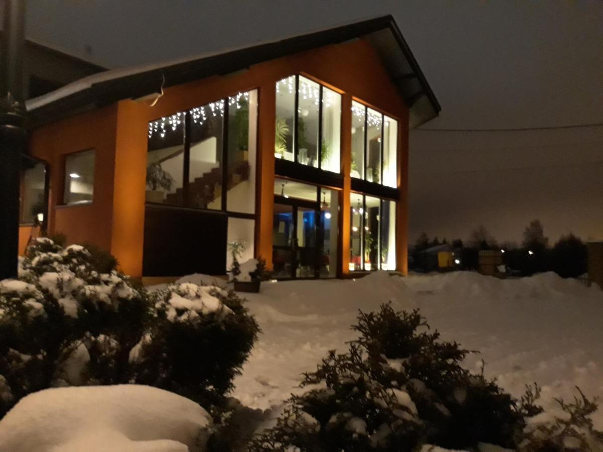 Bed & Breakfast Green Roof リバジョビツェ エクステリア 写真